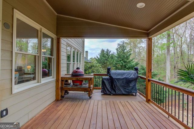 5043 Heartland Trail, Hoschton, GA 30548