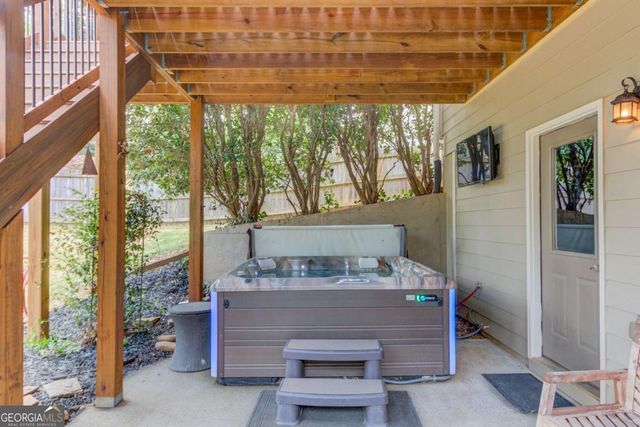 5043 Heartland Trail, Hoschton, GA 30548