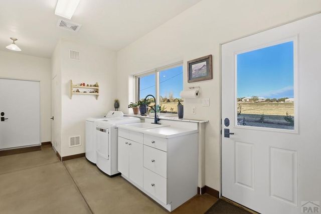 1534 7th St, Penrose, CO 81240