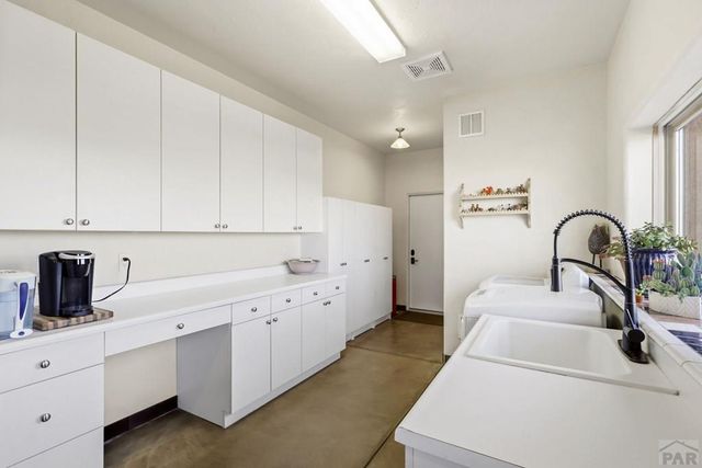 1534 7th St, Penrose, CO 81240