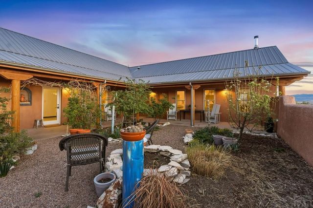 1534 7th St, Penrose, CO 81240