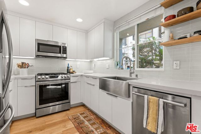 6020 Seabluff Drive 131, Playa Vista, CA 90094