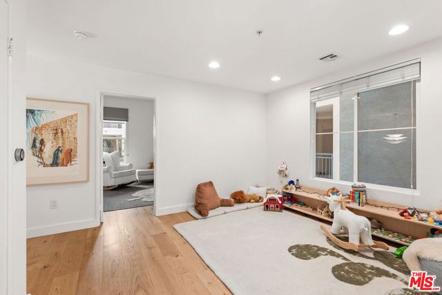 6020 Seabluff Drive 131, Playa Vista, CA 90094