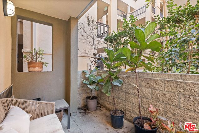 6020 Seabluff Drive 131, Playa Vista, CA 90094