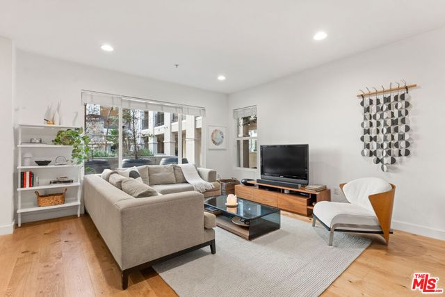 6020 Seabluff Drive 131, Playa Vista, CA 90094