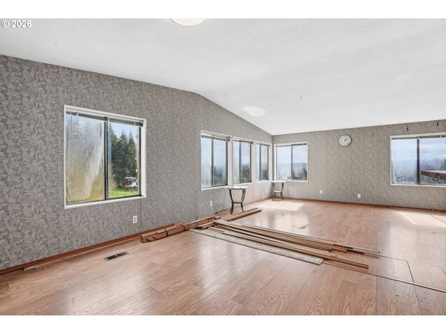 144 ANGELS Ln, Kalama, WA 98625