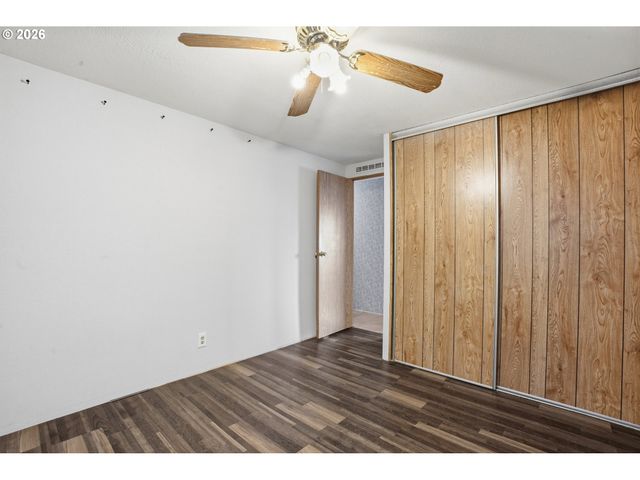 144 ANGELS Ln, Kalama, WA 98625