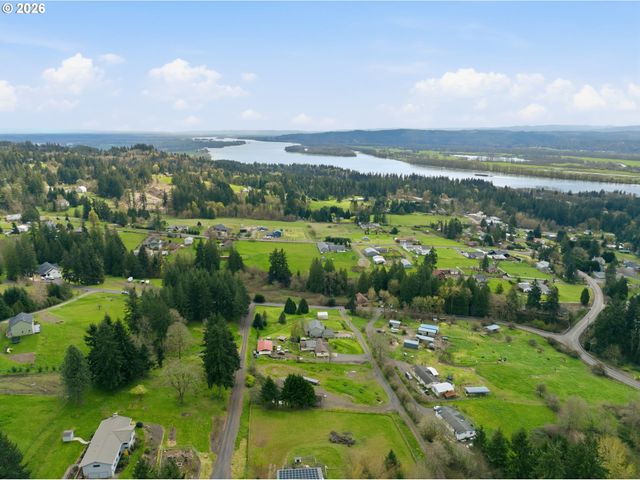 144 ANGELS Ln, Kalama, WA 98625