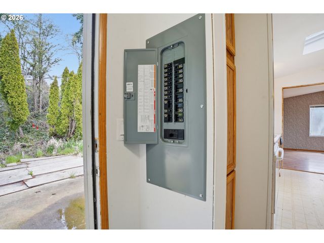 144 ANGELS Ln, Kalama, WA 98625