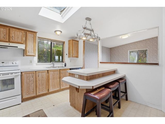 144 ANGELS Ln, Kalama, WA 98625
