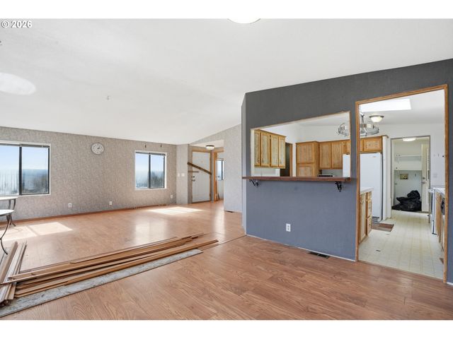 144 ANGELS Ln, Kalama, WA 98625