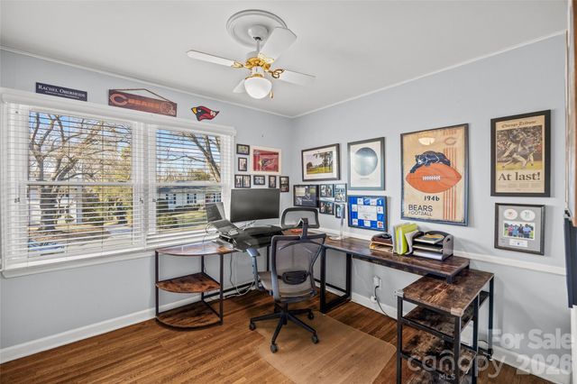 1217 Old Farm Road, Charlotte, NC 28226