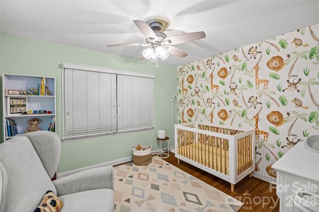 1217 Old Farm Road, Charlotte, NC 28226