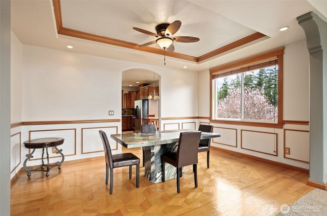 1140 Matterhorn Loop, Camano Island, WA 98282