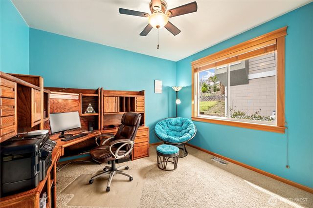 1140 Matterhorn Loop, Camano Island, WA 98282