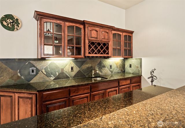 1140 Matterhorn Loop, Camano Island, WA 98282