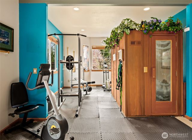 1140 Matterhorn Loop, Camano Island, WA 98282