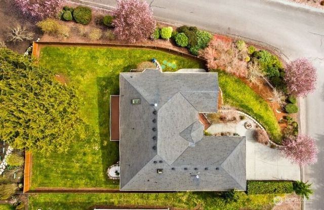 1140 Matterhorn Loop, Camano Island, WA 98282