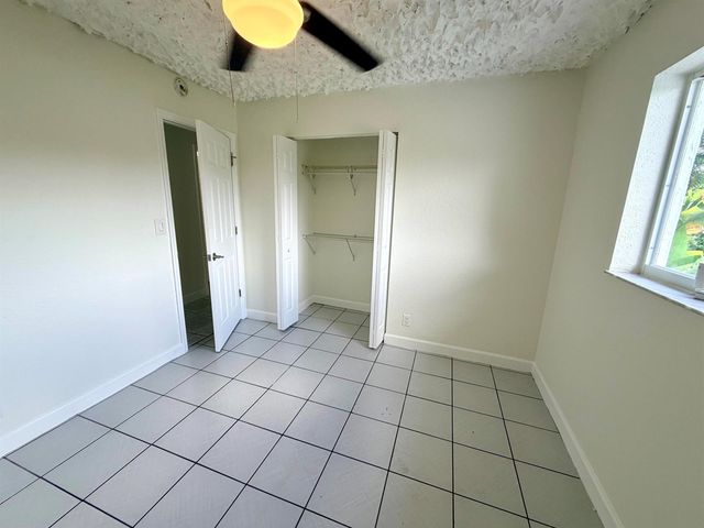 2811 NW 8th Street, Pompano Beach, FL 33069