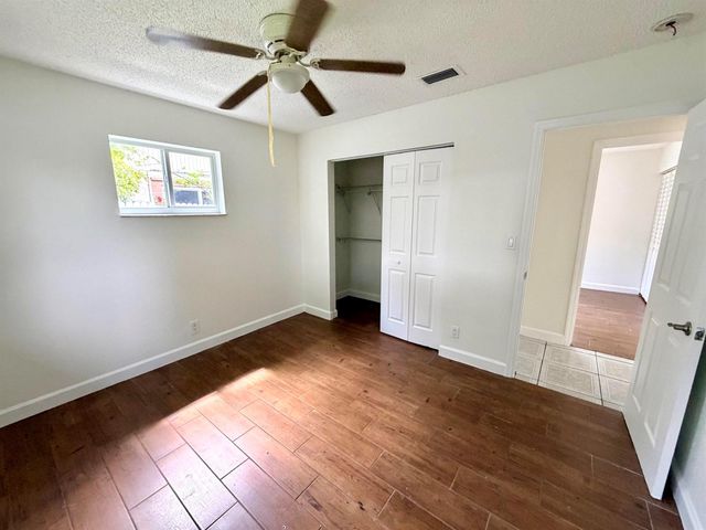 2811 NW 8th Street, Pompano Beach, FL 33069