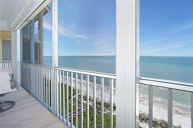 9577 Gulf Shore DR 804, Naples, FL 34108