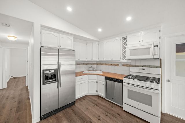 4829 Saint Lynn Ln, Carmichael, CA 95608