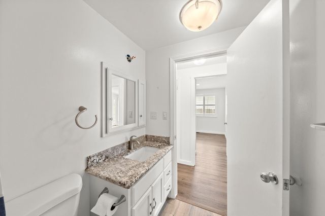 4829 Saint Lynn Ln, Carmichael, CA 95608