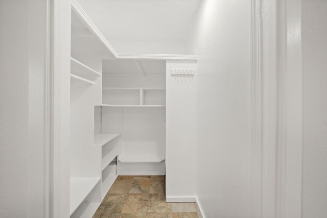 4829 Saint Lynn Ln, Carmichael, CA 95608