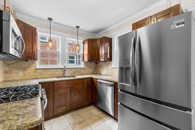 58 E IRVIN AVE, Hagerstown, MD 21742