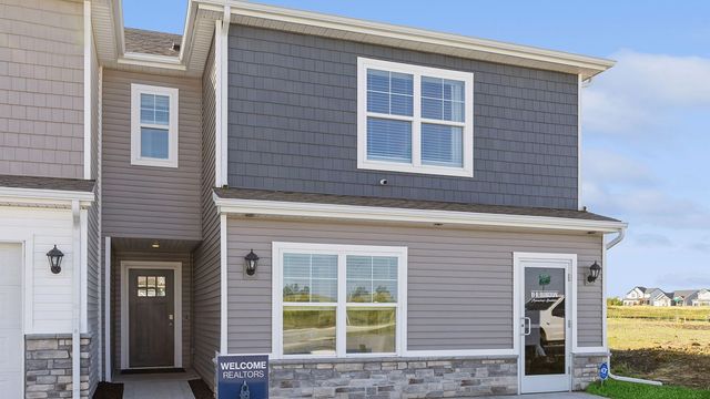 4741 170TH Place, Urbandale, IA 50323