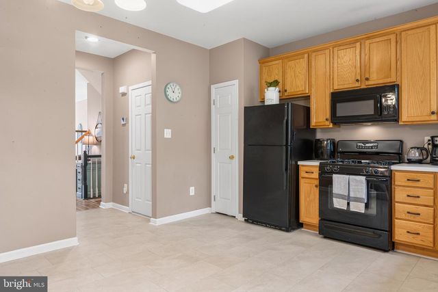 24997 RIDING CENTER DR, South Riding, VA 20152