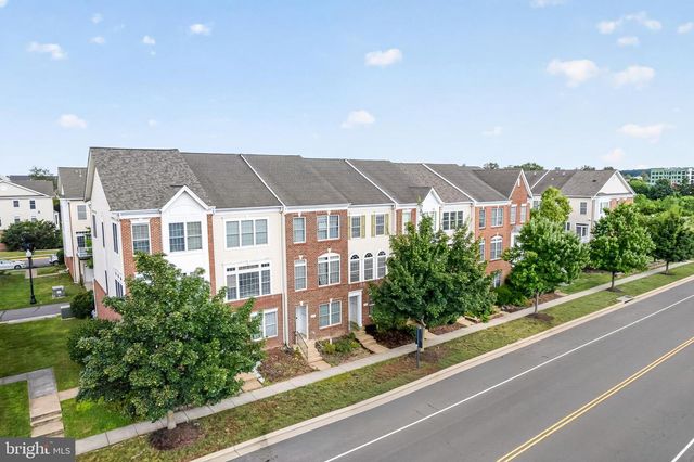 24997 RIDING CENTER DR, South Riding, VA 20152