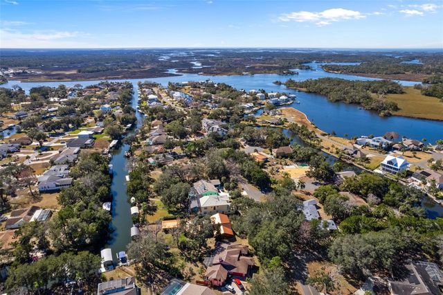 11870 W RIVERHAVEN DRIVE, Homosassa, FL 34448