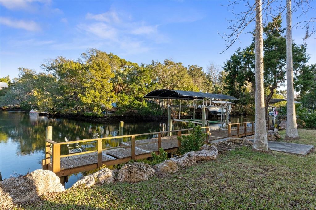 Image 50 of property listing at 11870 W RIVERHAVEN DRIVE, Homosassa, FL 34448