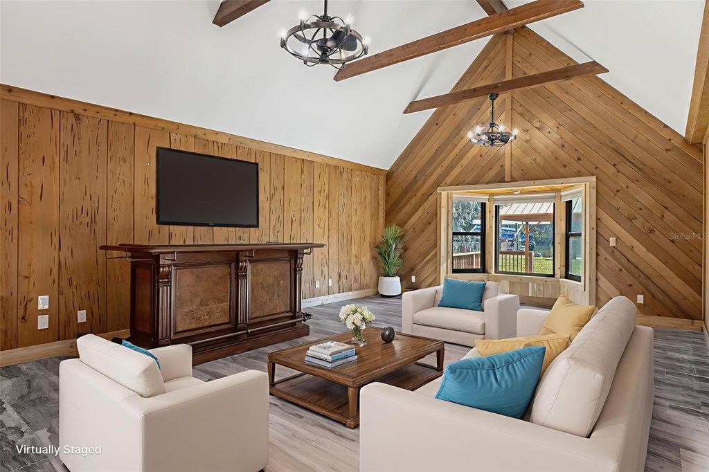 Image 10 of property listing at 11870 W RIVERHAVEN DRIVE, Homosassa, FL 34448