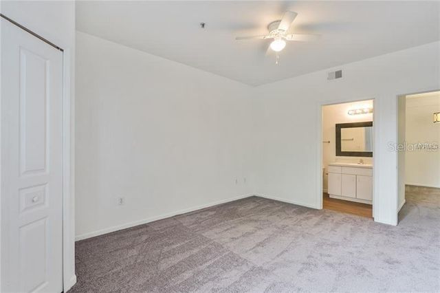 17114 CARRINGTON PARK DRIVE 213, Tampa, FL 33647