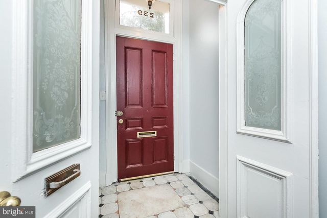 239 W LAFAYETTE AVENUE, Baltimore, MD 21217