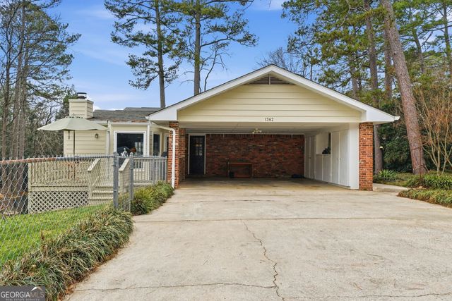 1362 Faraday Place, Decatur, GA 30033