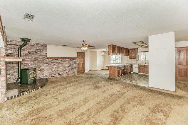 37303 Berkshire Drive, Madera, CA 93636