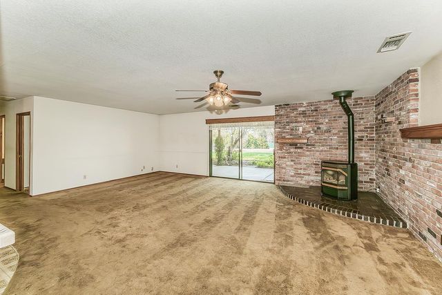 37303 Berkshire Drive, Madera, CA 93636