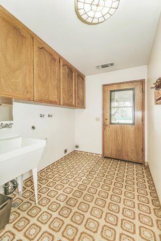 37303 Berkshire Drive, Madera, CA 93636