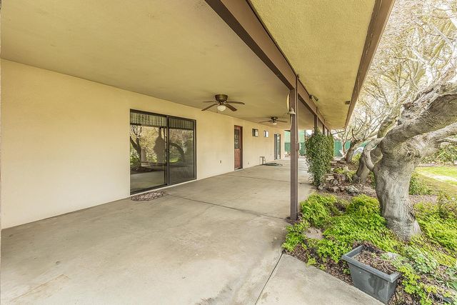 37303 Berkshire Drive, Madera, CA 93636