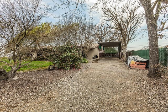 37303 Berkshire Drive, Madera, CA 93636