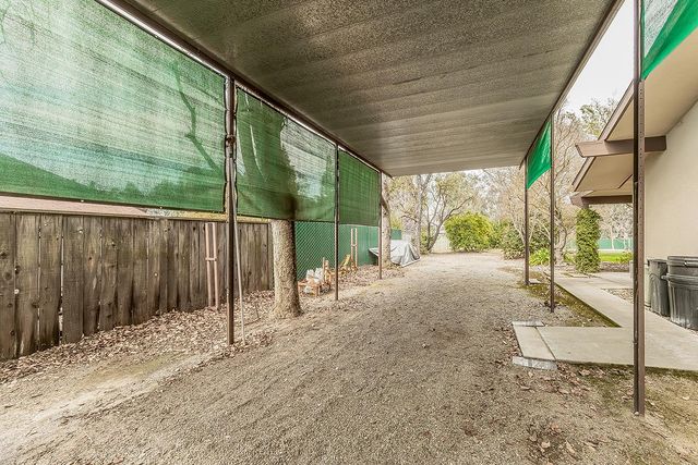 37303 Berkshire Drive, Madera, CA 93636