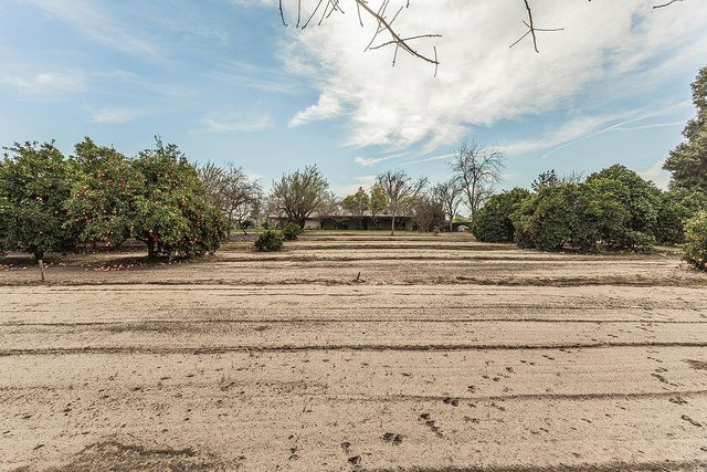 37303 Berkshire Drive, Madera, CA 93636