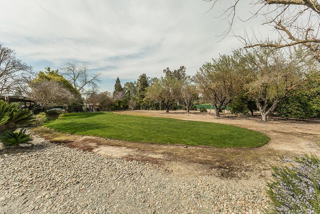 37303 Berkshire Drive, Madera, CA 93636