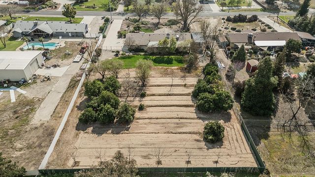 37303 Berkshire Drive, Madera, CA 93636