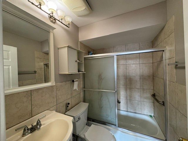 5506 LINCOLN Avenue A-525, Morton Grove, IL 60053