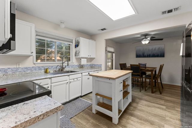 9263 Ridge Breeze, San Antonio, TX 78250