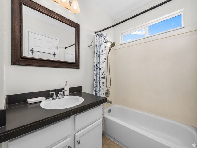 7901 N WEEPING ASH DR, Eagle Mountain, UT 84005